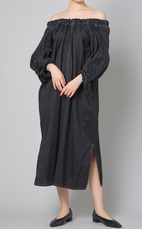 ジャガードステッチギャザーワンピース