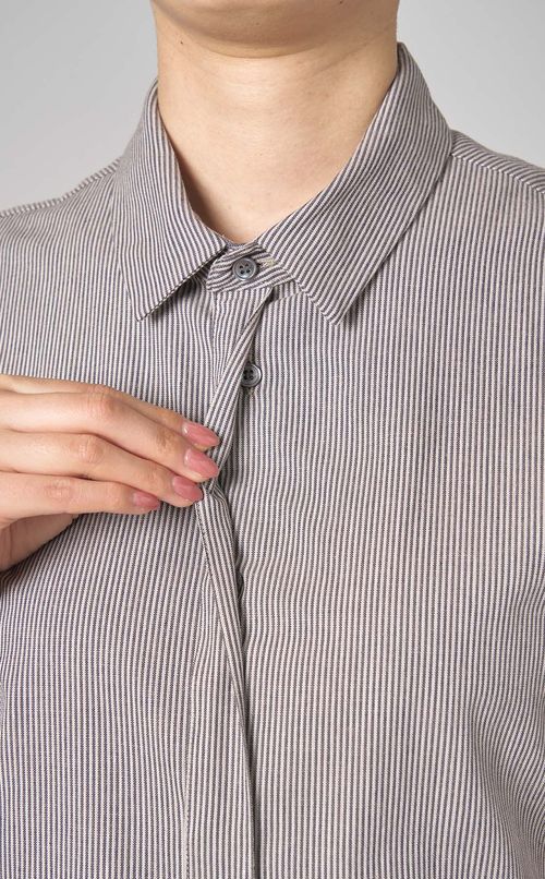 ストライプシャツジレ