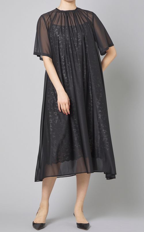レースレイヤードシアードレス