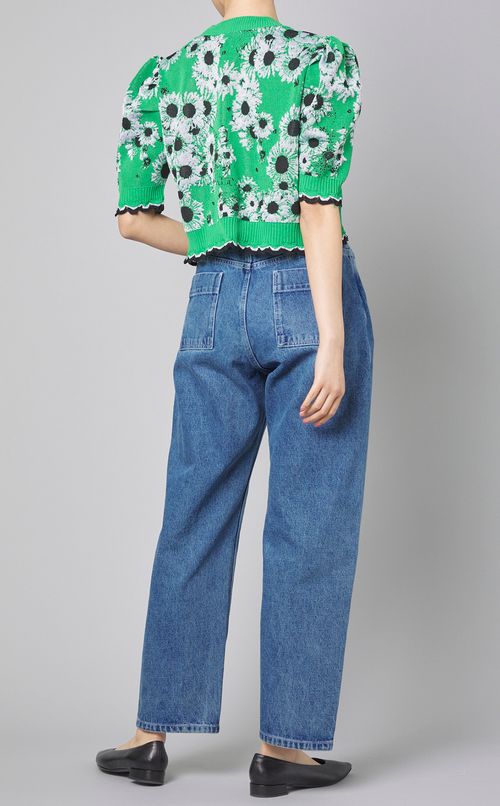 フラワージャガードショート丈ニット