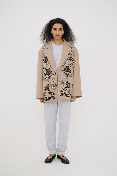 フラワーエンブロイダリージャケット