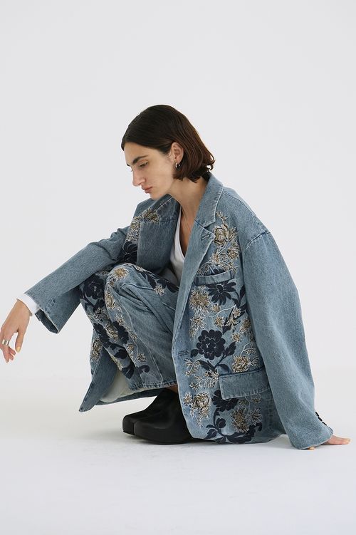 フラワーエンブロイダリージャケット