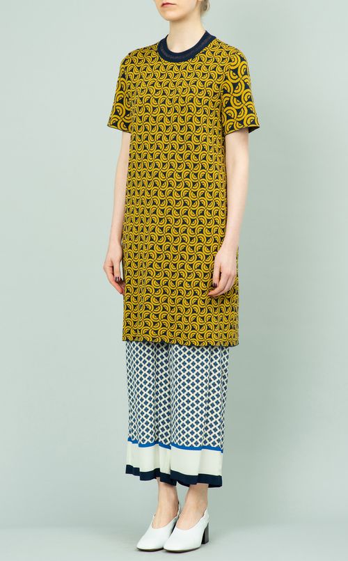 ボックスニットワンピース