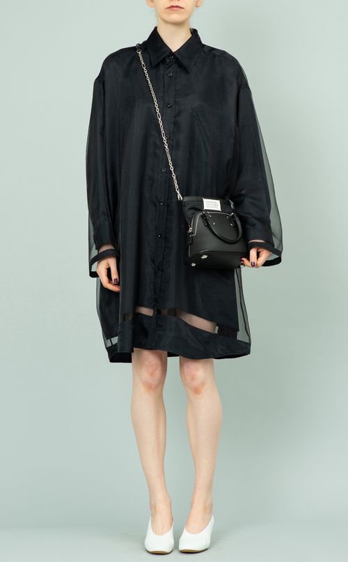 レザーマイクロバッグ