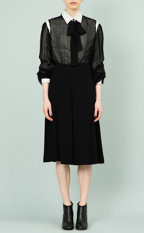 レイヤードボウタイブラウス