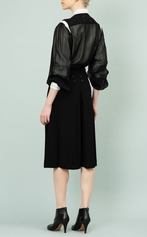 サテンキュロットパンツ