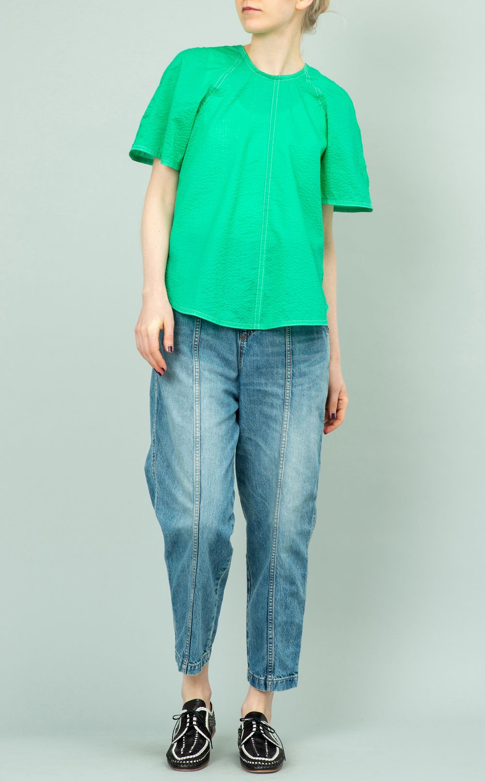 センターシームデニムパンツ