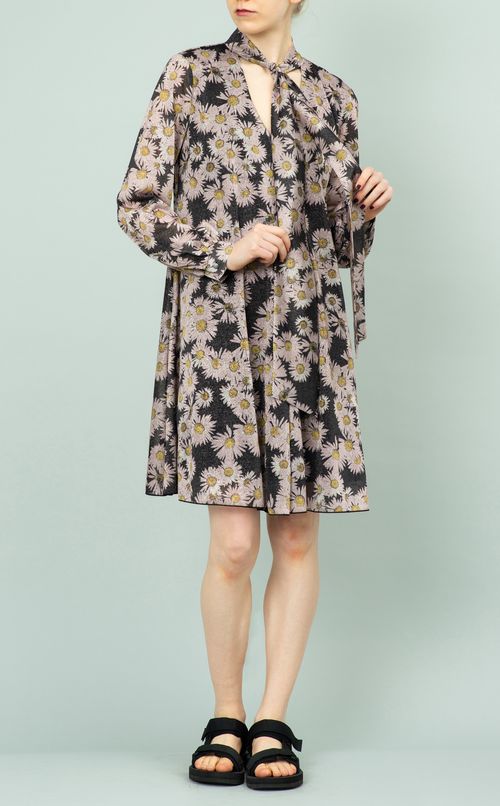 ボウタイ付フラワープリントワンピース