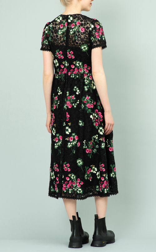 フラワーレースワンピース