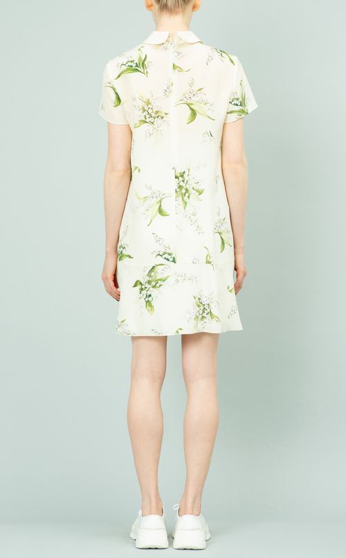 フラワープリントワンピース