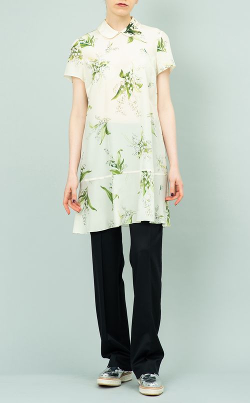 フラワープリントワンピース