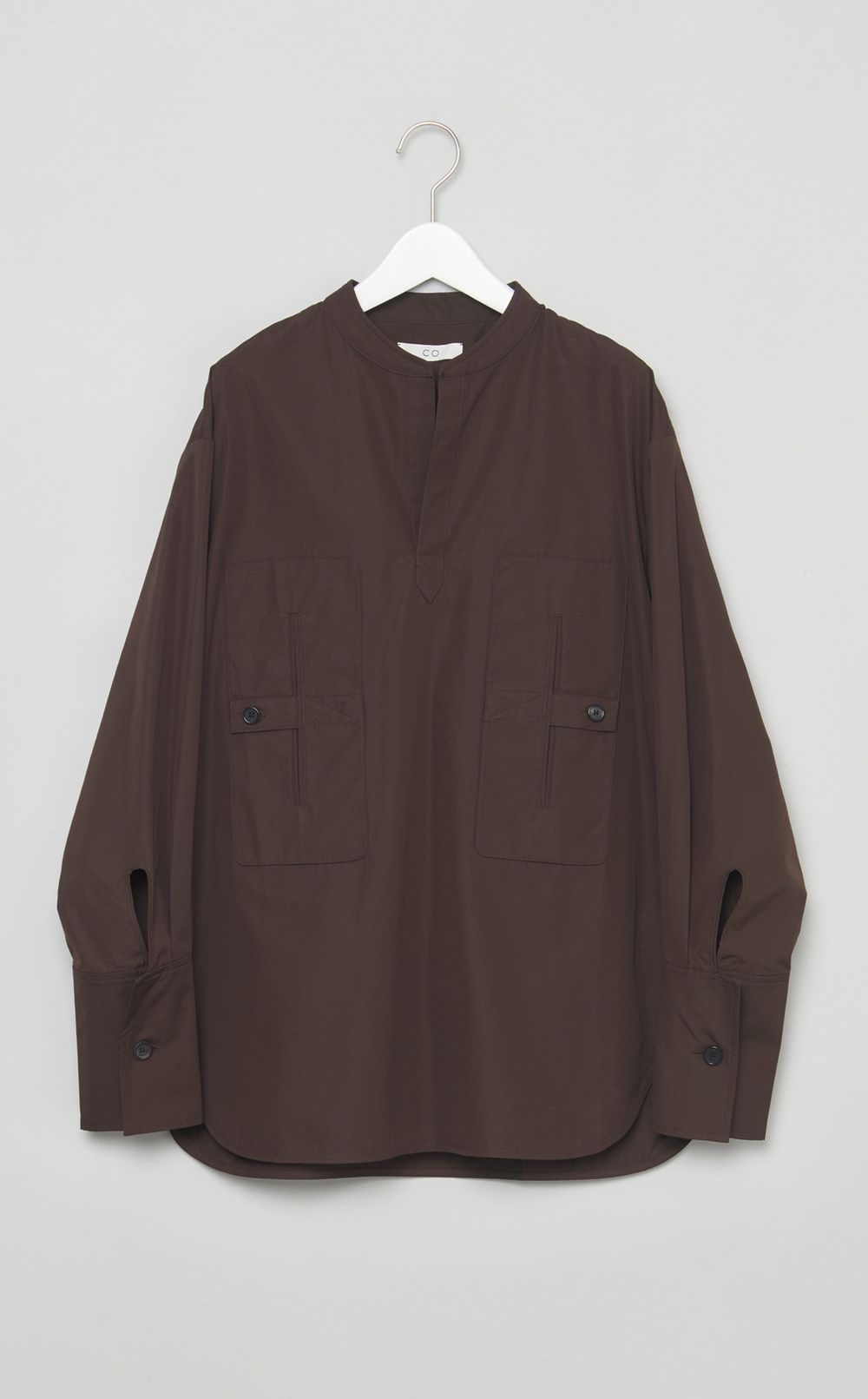 コットンプルオーバーワイドカフブラウス