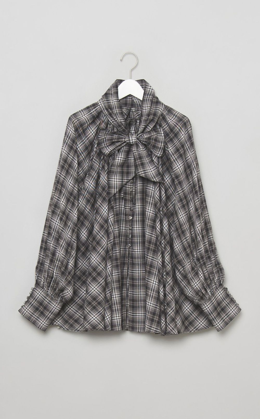 タイ付Vネックボリュームブラウス