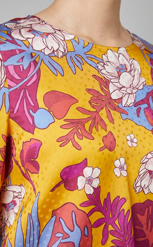 フラワープリントカットソー