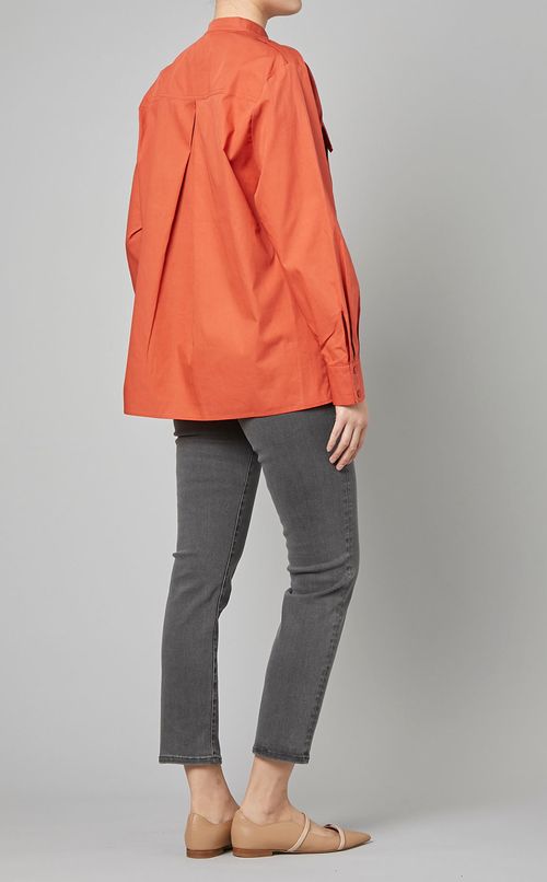 フロントポケットエポレット付シャツ