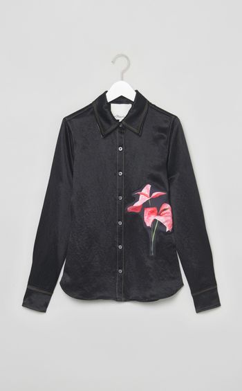 フラワーパッチ付きシャツ