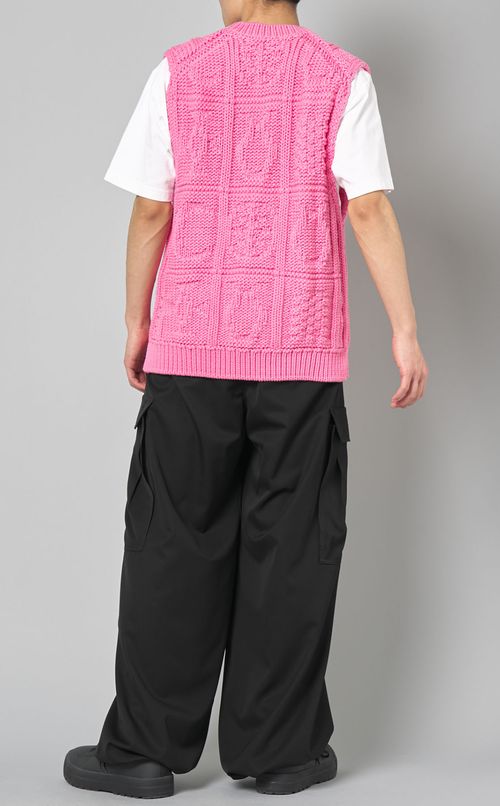 アランVネックニットベスト