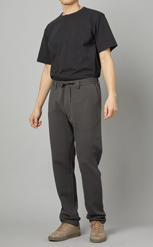 ドロストパンツ