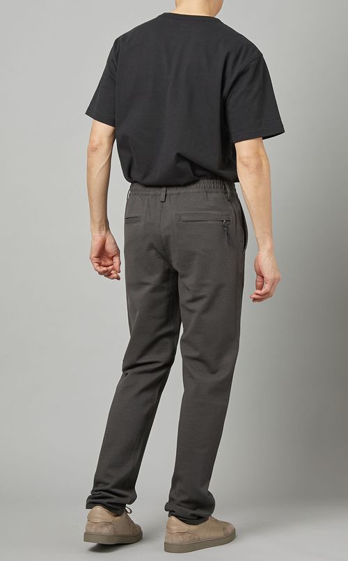 ドロストパンツ