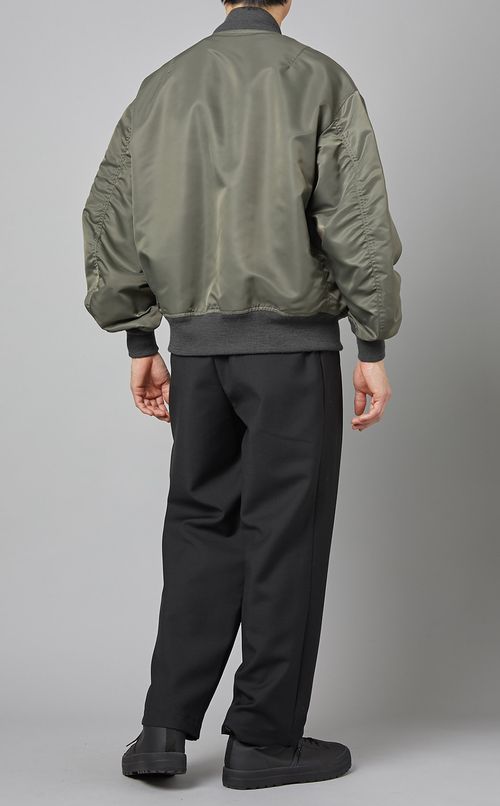 ナイロンツイルブルゾン