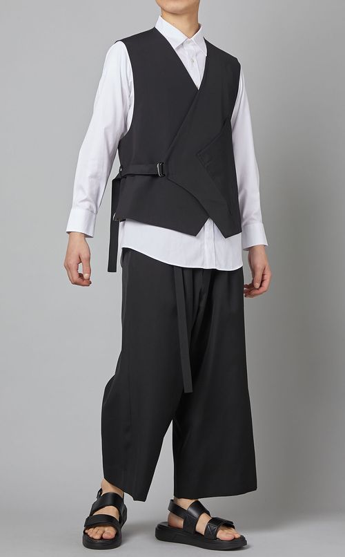 ベルテッドベスト