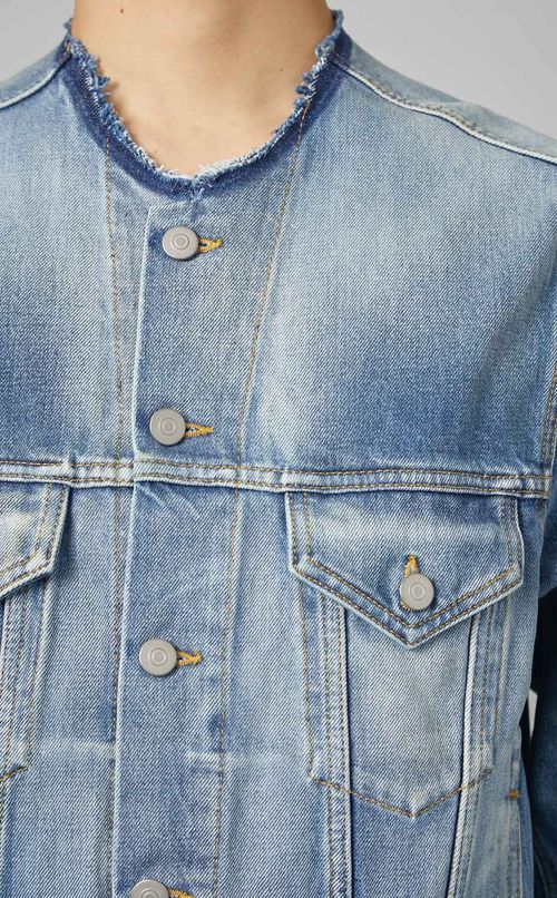 ノーカラーウォッシュドデニムジャケット