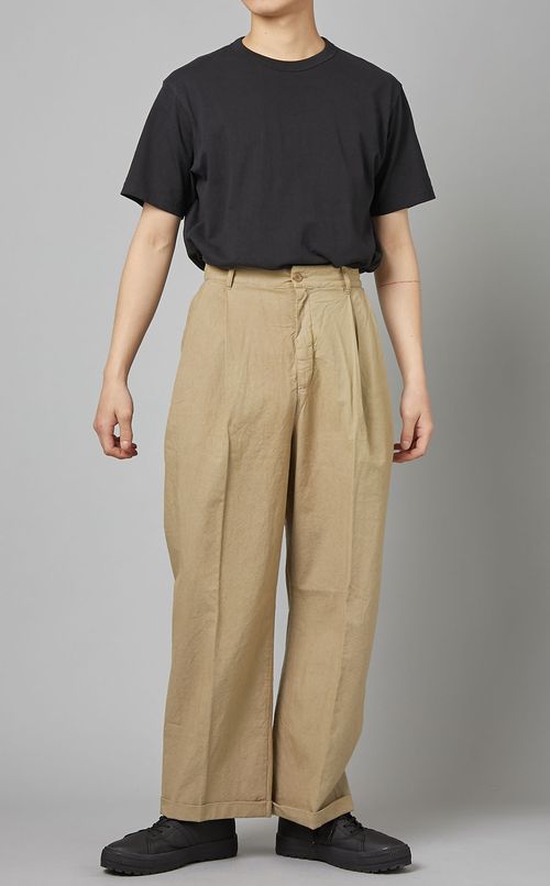 コットンチノパンツ