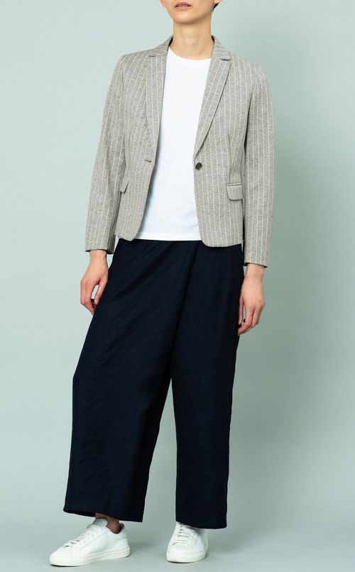 ストライプテーラードジャケット