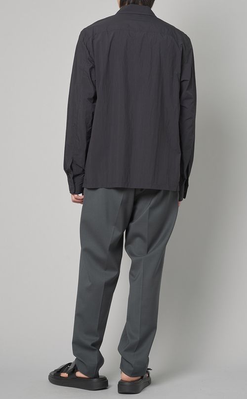 フェザーナイロンシャツ