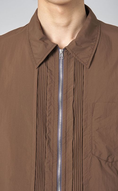 フェザーナイロンジップブルゾン