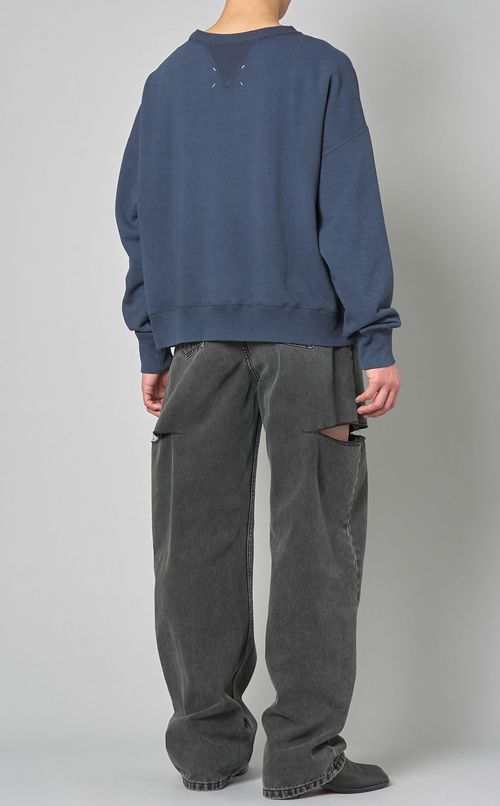 ロゴ刺繍ボートネックスウェット