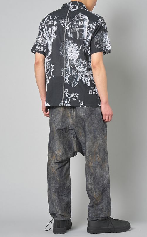 グラフィックショートスリーブシャツ