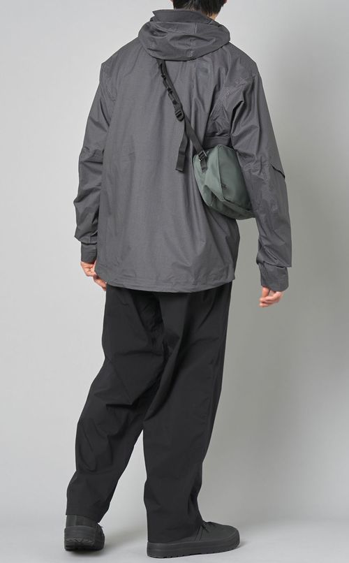 スクエアショルダーバッグ