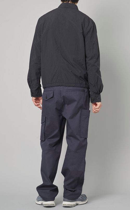 フェザーナイロンジップブルゾン