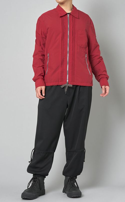 フェザーナイロンジップブルゾン