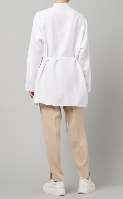 スタンドカラーシャツ