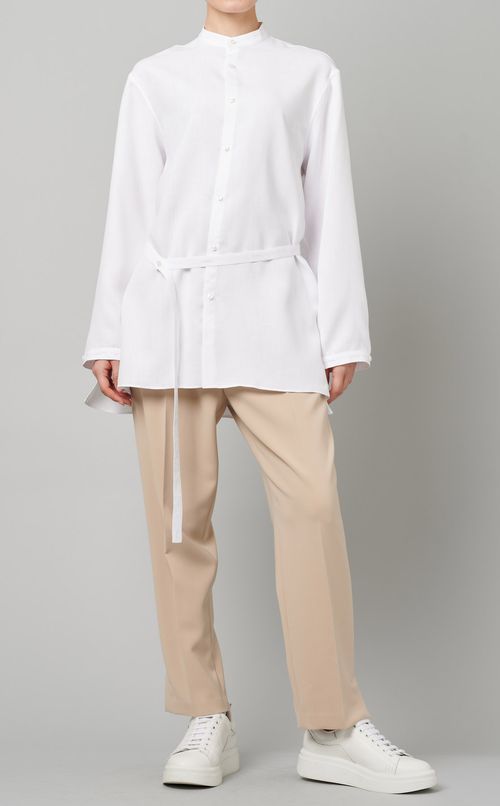 タックテーパードパンツ