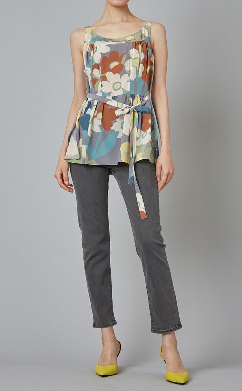 シルクフラワーノースリーブプルオーバー