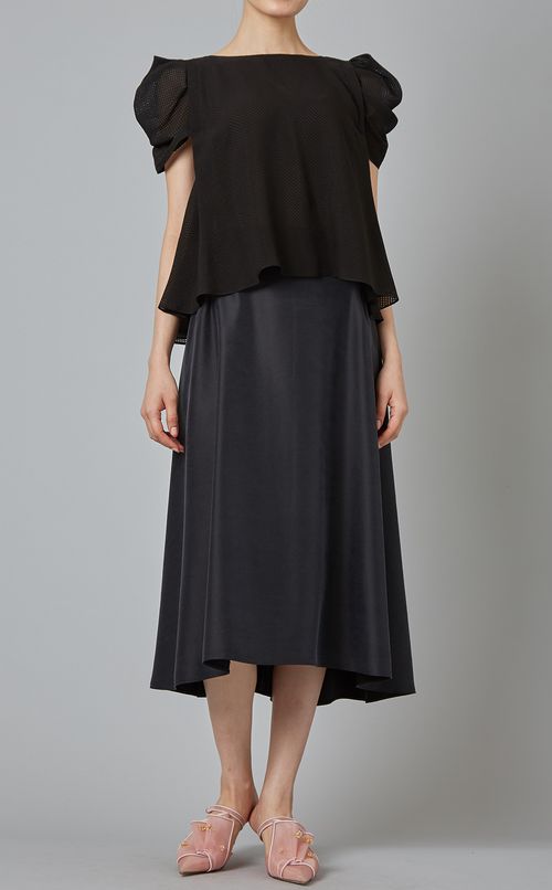 シルクサテンフレアスカート