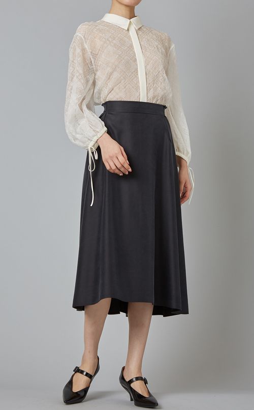 シルクサテンフレアスカート