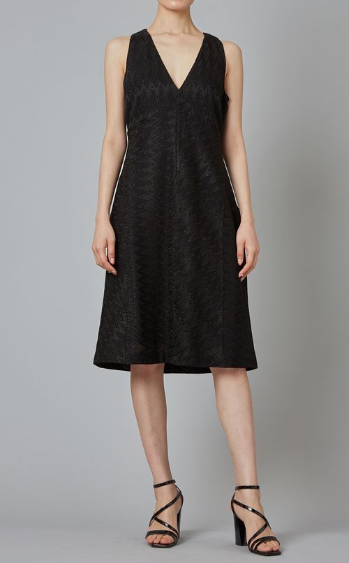 ラメ入りノースリーブVネックワンピース