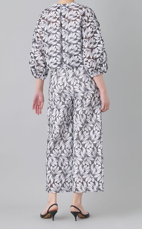 フラワー刺繍ボレロブラウス