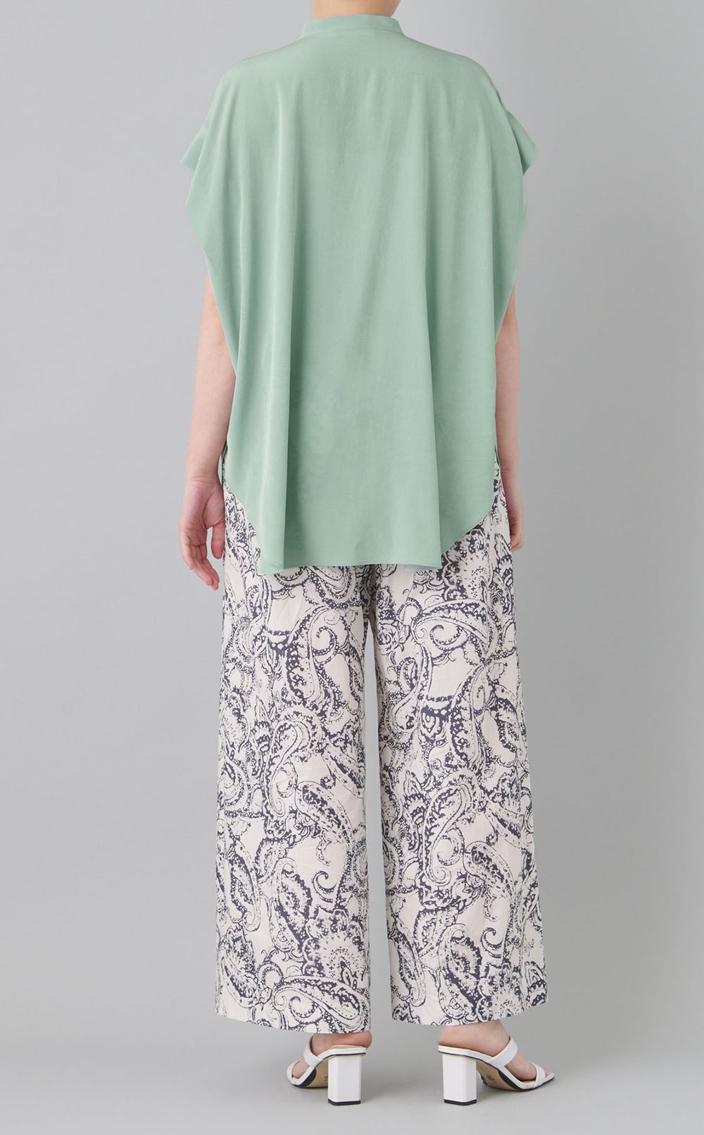 マイクロクレープハーフスリーブシャツ