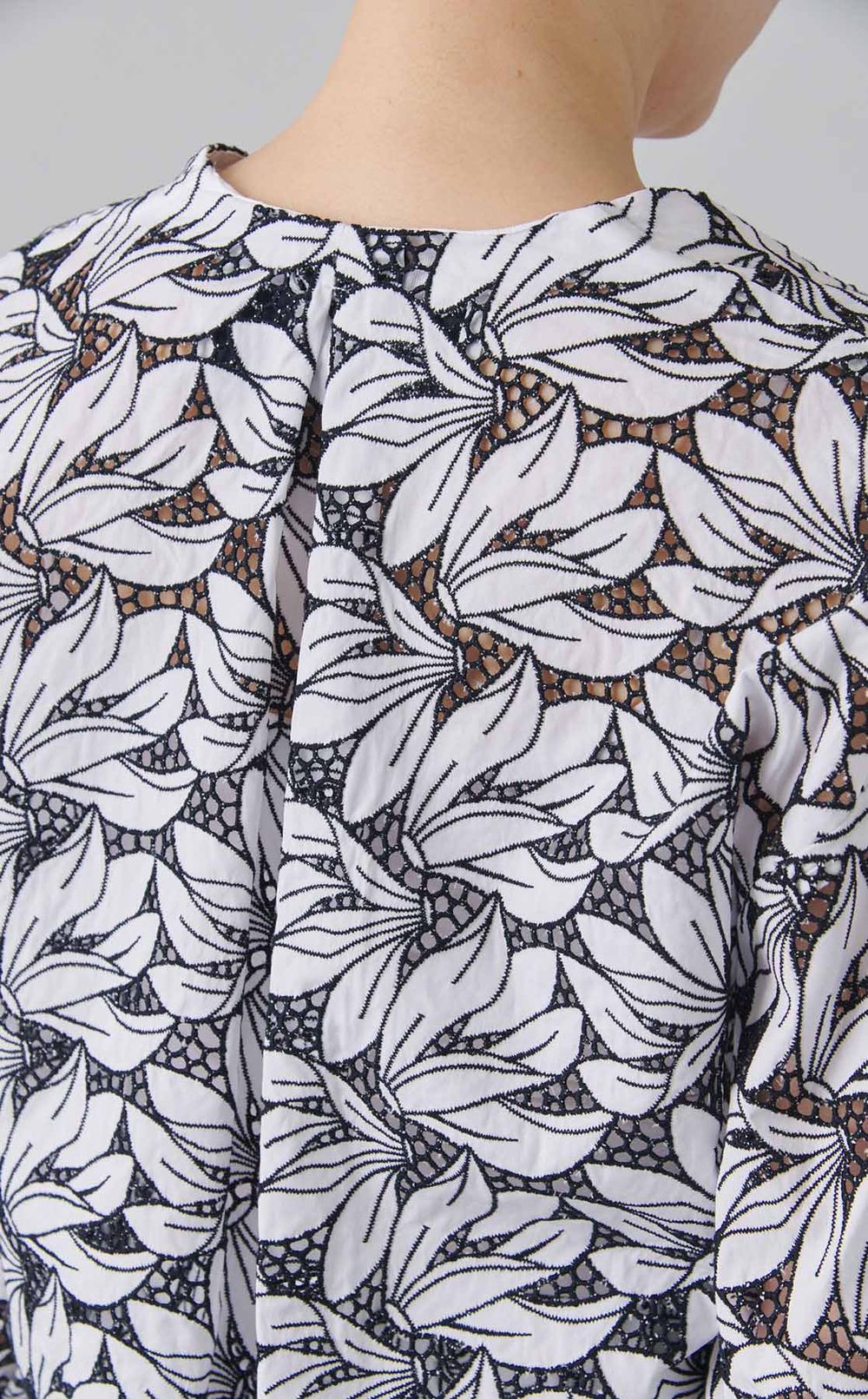 フラワー刺繍ボレロブラウス