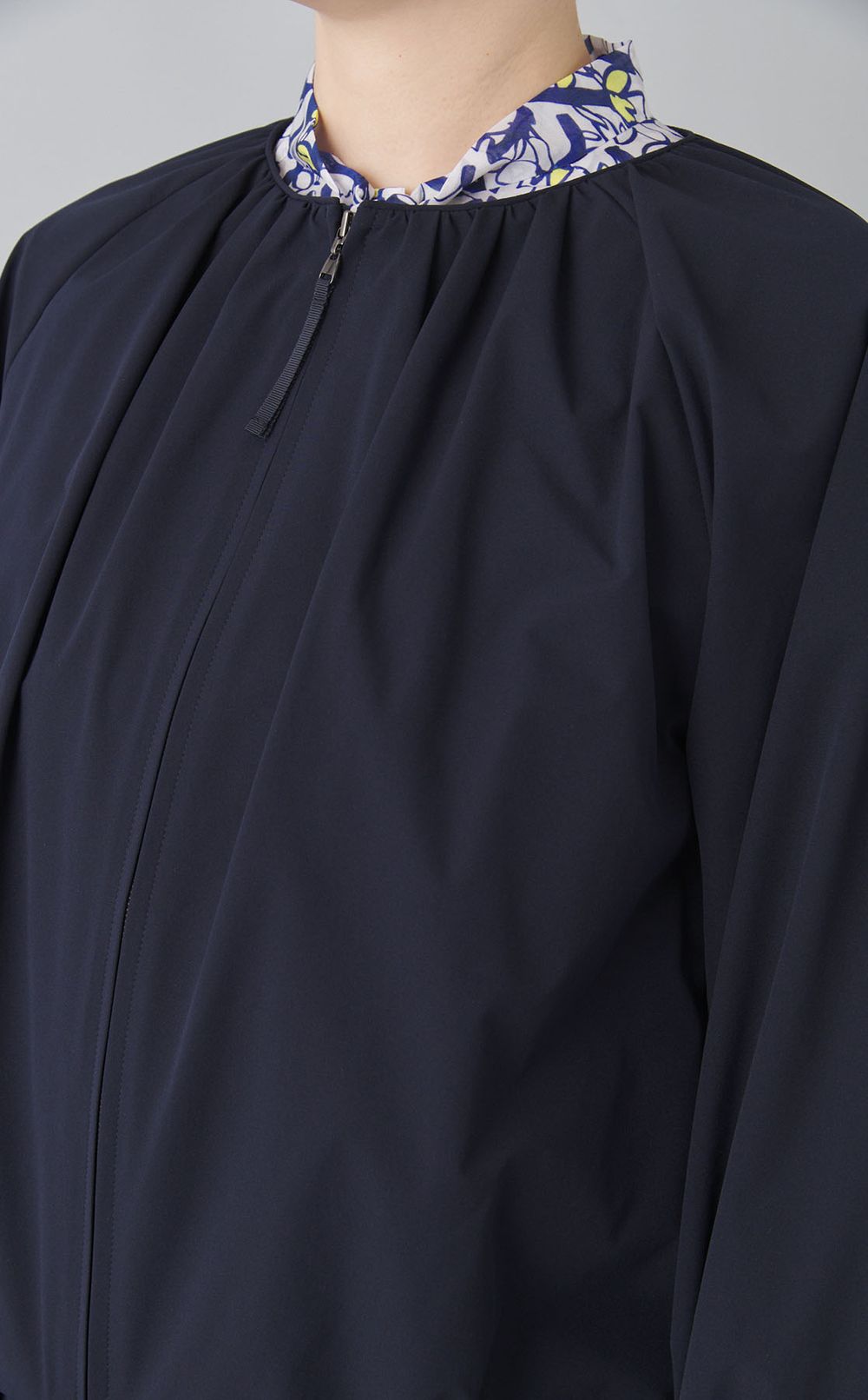 撥水ギャザーブルゾン