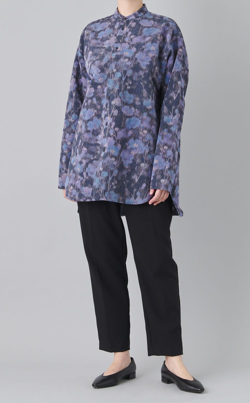 フラワープリントロングスリーブシャツ