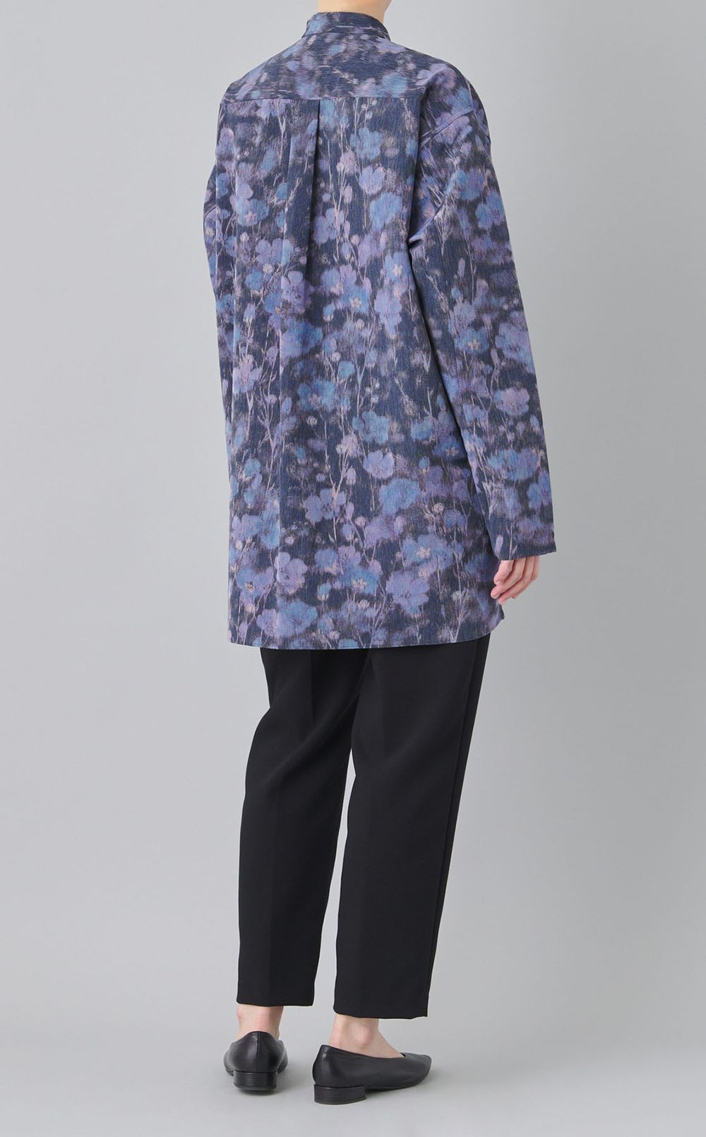 フラワープリントロングスリーブシャツ