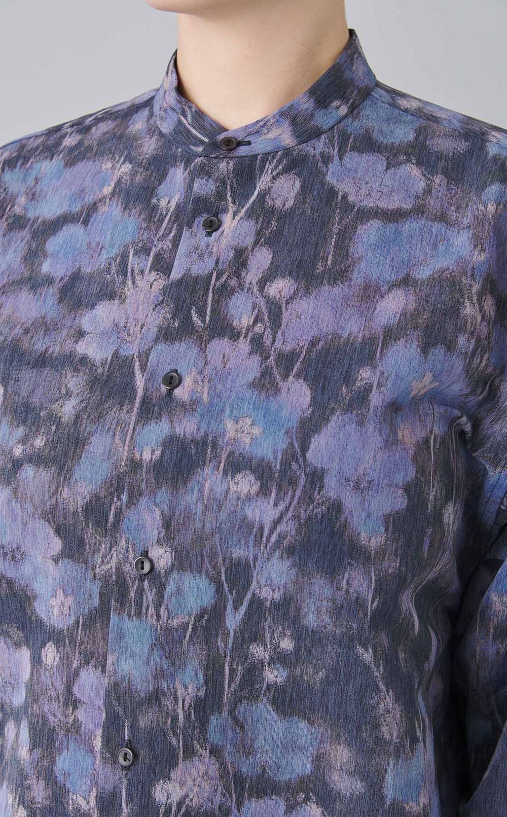 フラワープリントロングスリーブシャツ