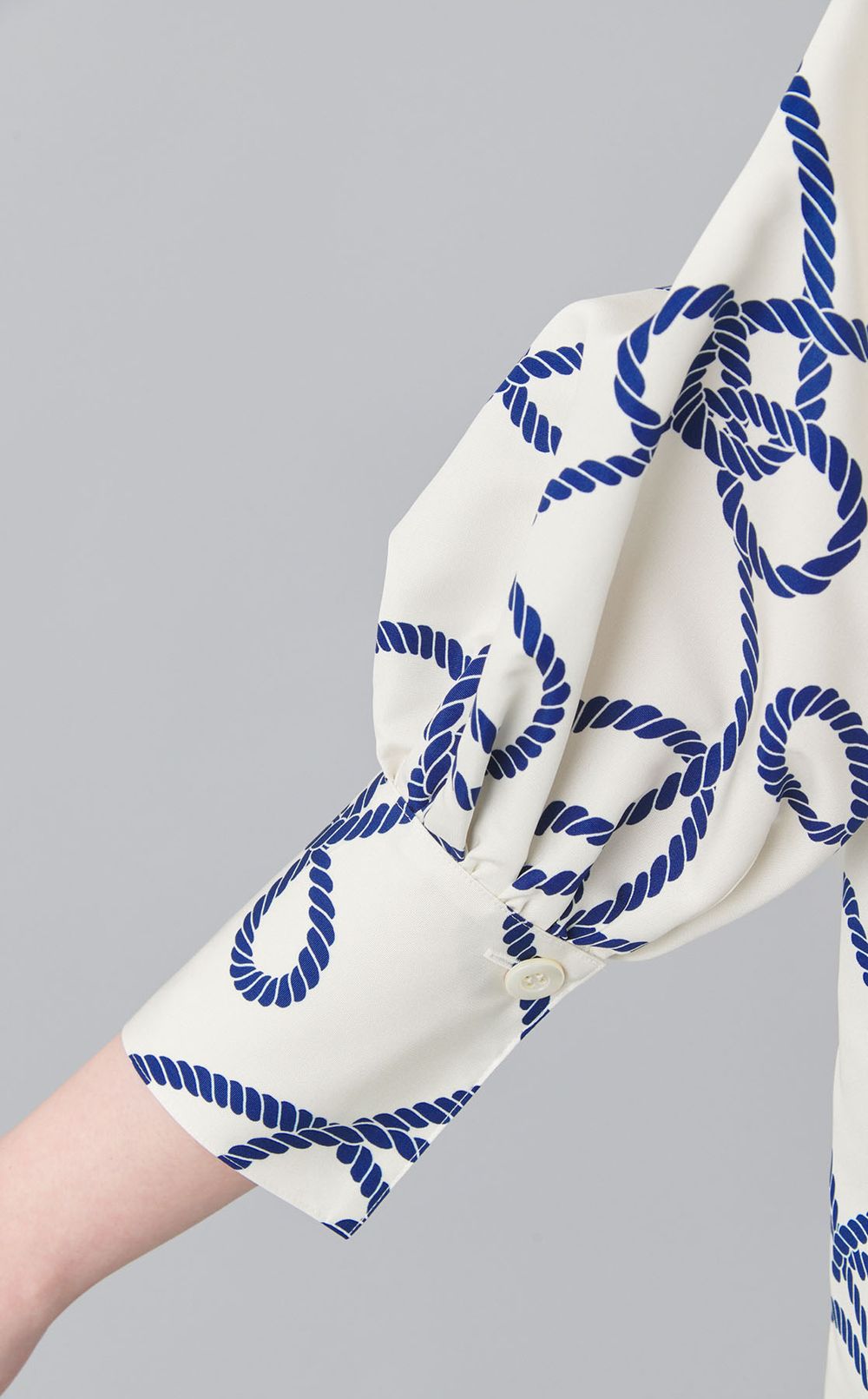 ロープ柄ボリュームブラウス