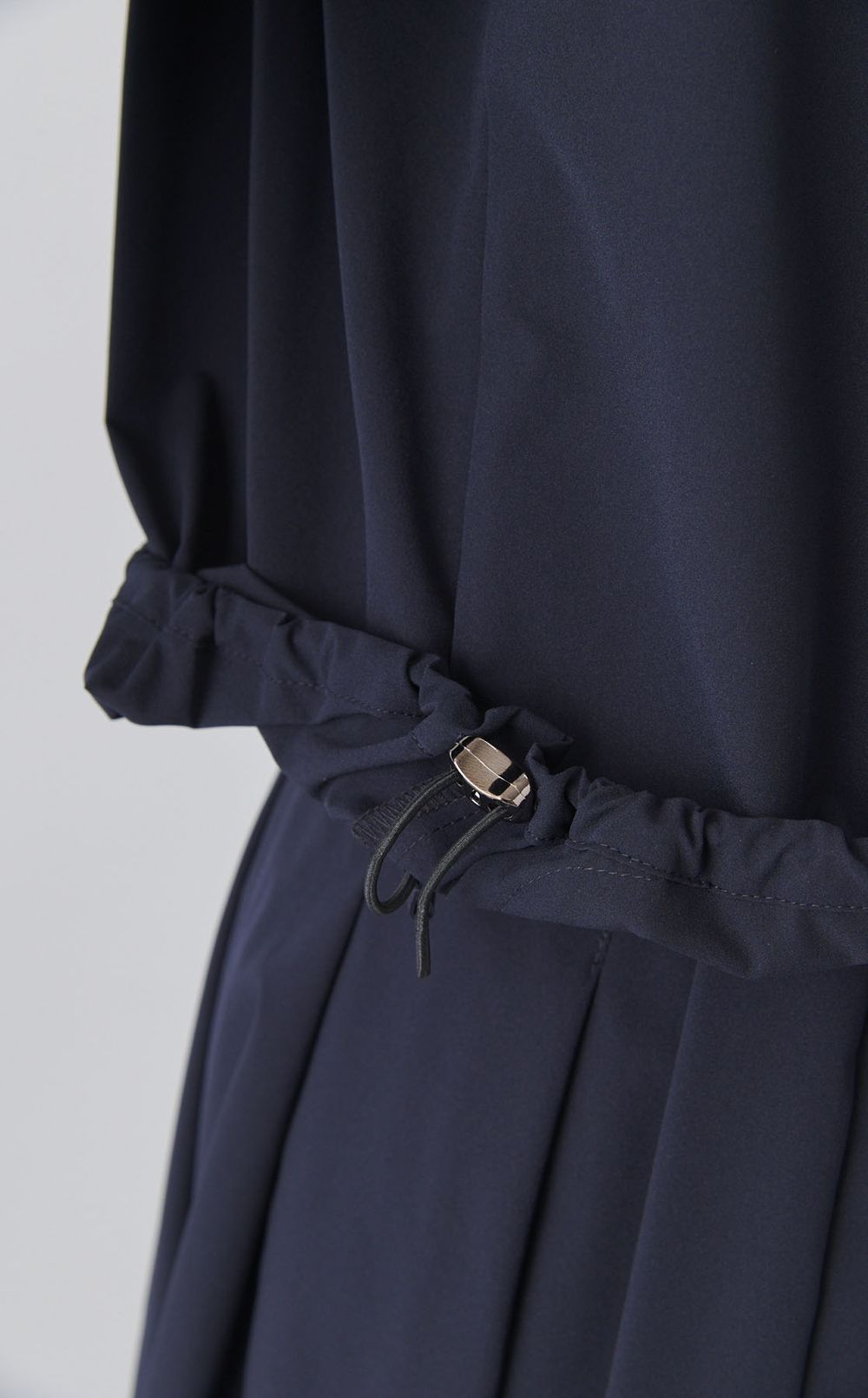 撥水ギャザーブルゾン